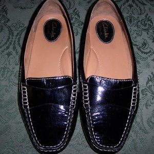 Clark's Black Patent Driving Mocs 9.5 M